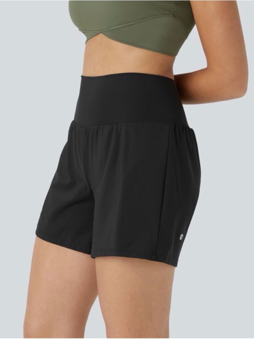 NWT- HALARA Airy SoftlyZero™ Super High Waisted 2-in-1 InstantCool shorts